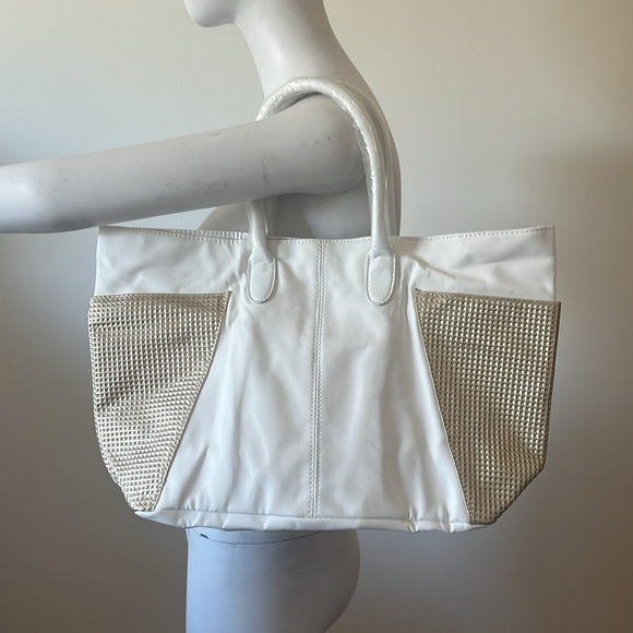 Jimmy Choo Parfums White & Gold Textured Snap Closure Designer Tote Bag NWOT - Picture 3 of 8